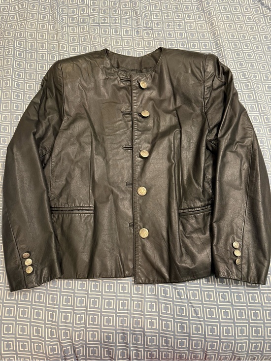 JFS Signature Leather Jackets & Blazers - Women's Black Vintage Leather Button-Front Jacket